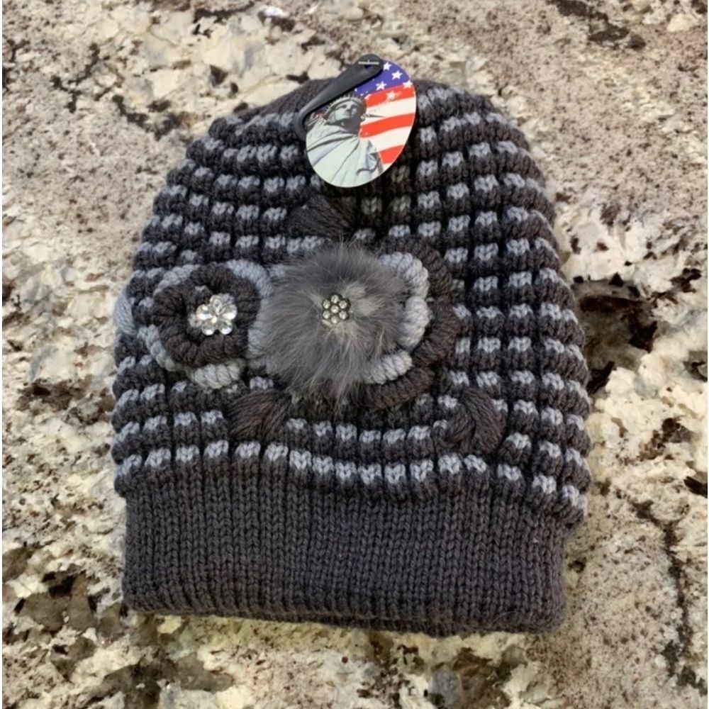 Hat Beanie NWT
